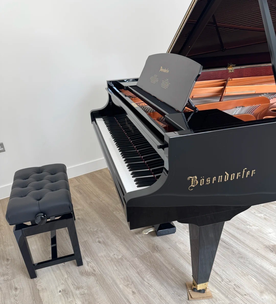 Bösendorfer 214VC Flügel schwarz Wohnzimmer Premium-Marke Wien