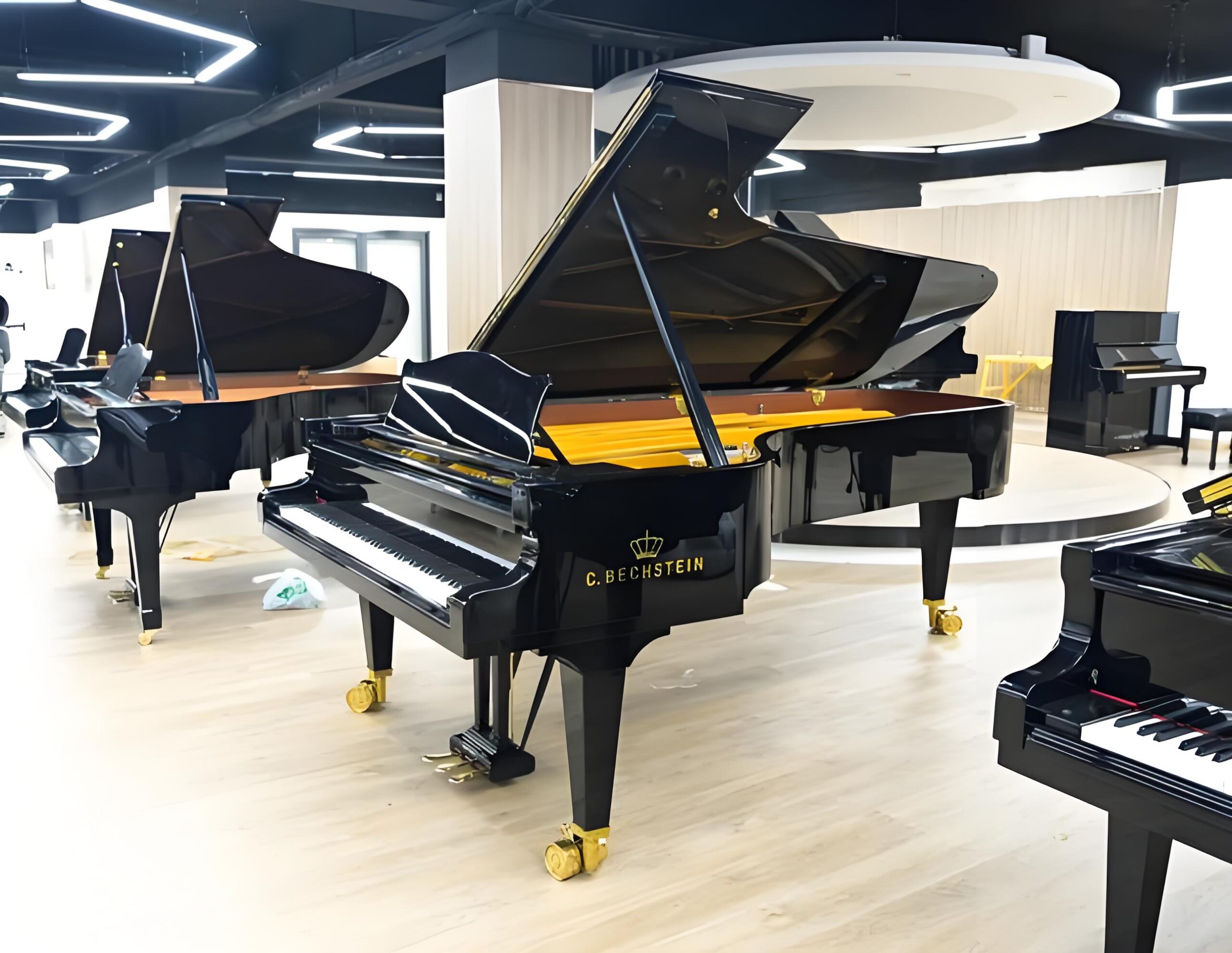 Bechstein Klavier gebraucht im Berliner Showroom Premium-Pianino kaufen