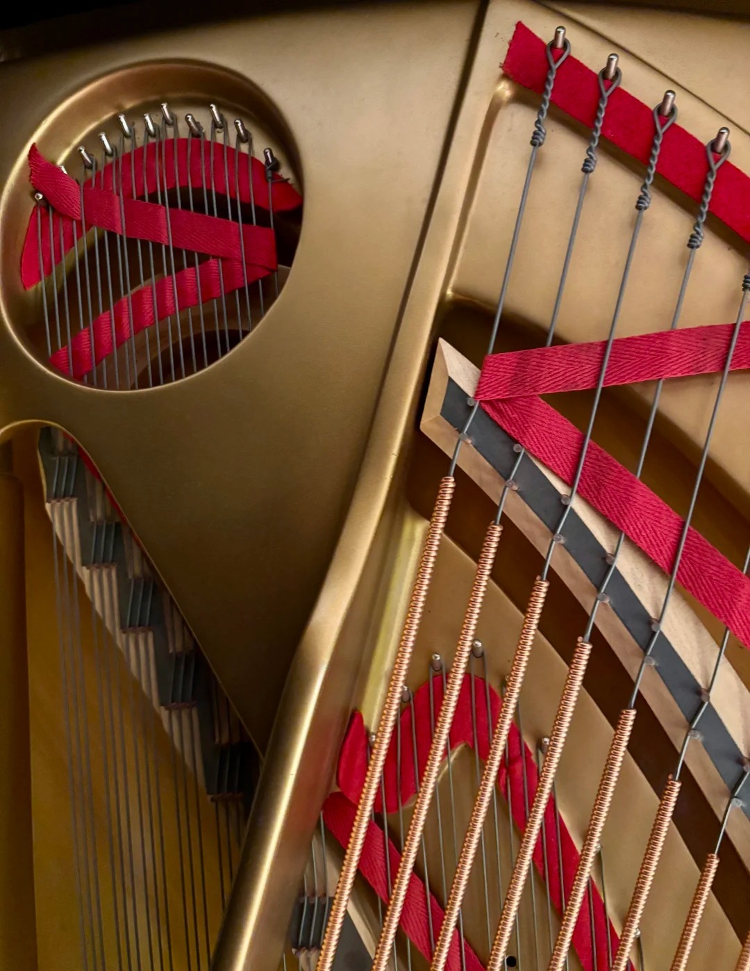 Pianoforte a coda Steinway — riferimento visivo per l'articolo: Test Steinway Model B: Quanto Spazio Serve per un Pianoforte