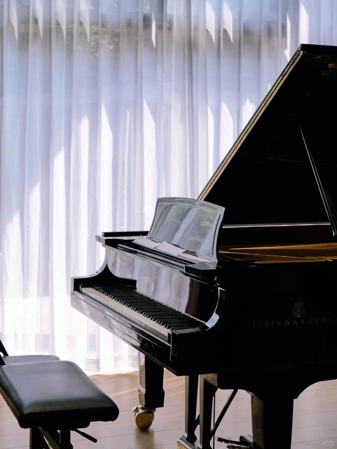 Pianoforte a coda da concerto — riferimento visivo per l'articolo: Test Yamaha CFX: Recensione del Pianoforte a Coda da Conce