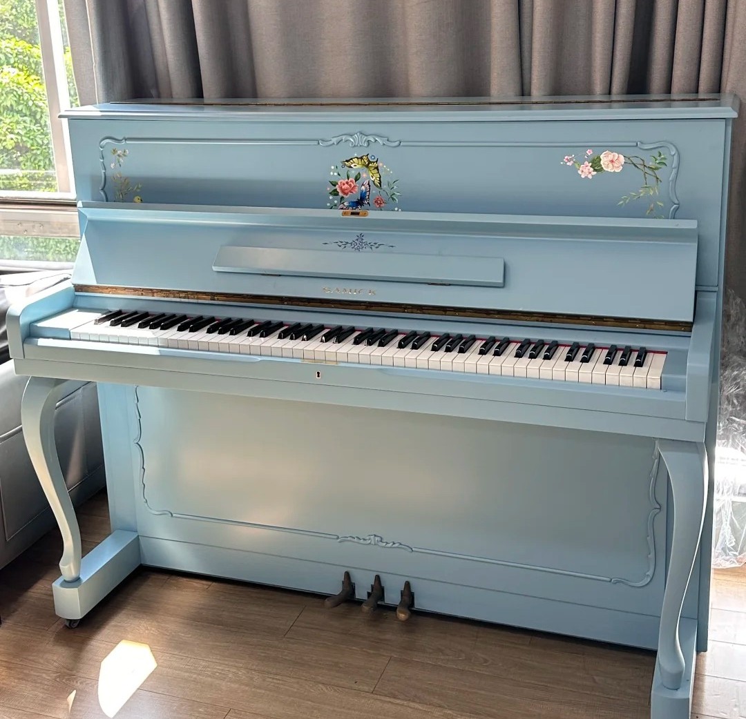 Pianoforte a coda di seconda mano — riferimento visivo per l'articolo: Piano a coda usato: Test e Rischi – Quanto si Ri