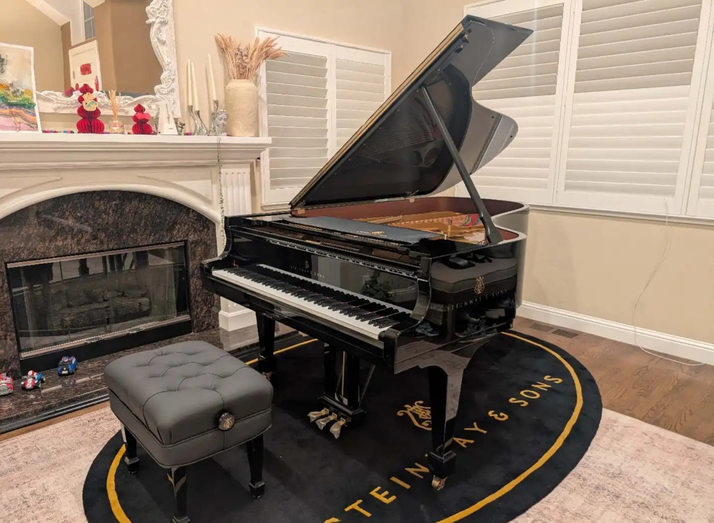 Pianoforte a coda Steinway — riferimento visivo per l'articolo: Test Steinway Model B-211: il pianoforte a coda per musica cl